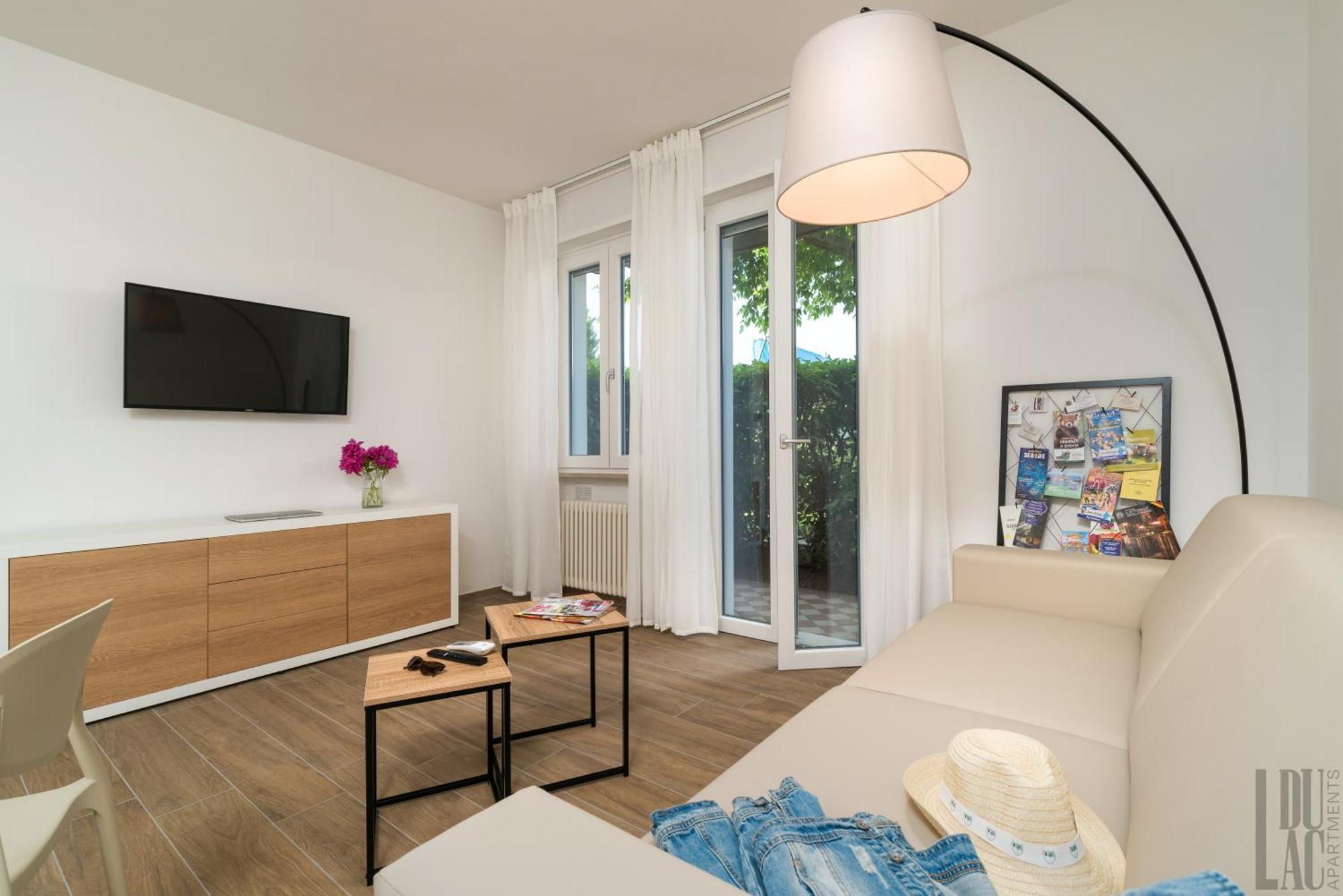 Belle Maison - Du Lac Apartments Sirmione Bagian luar foto