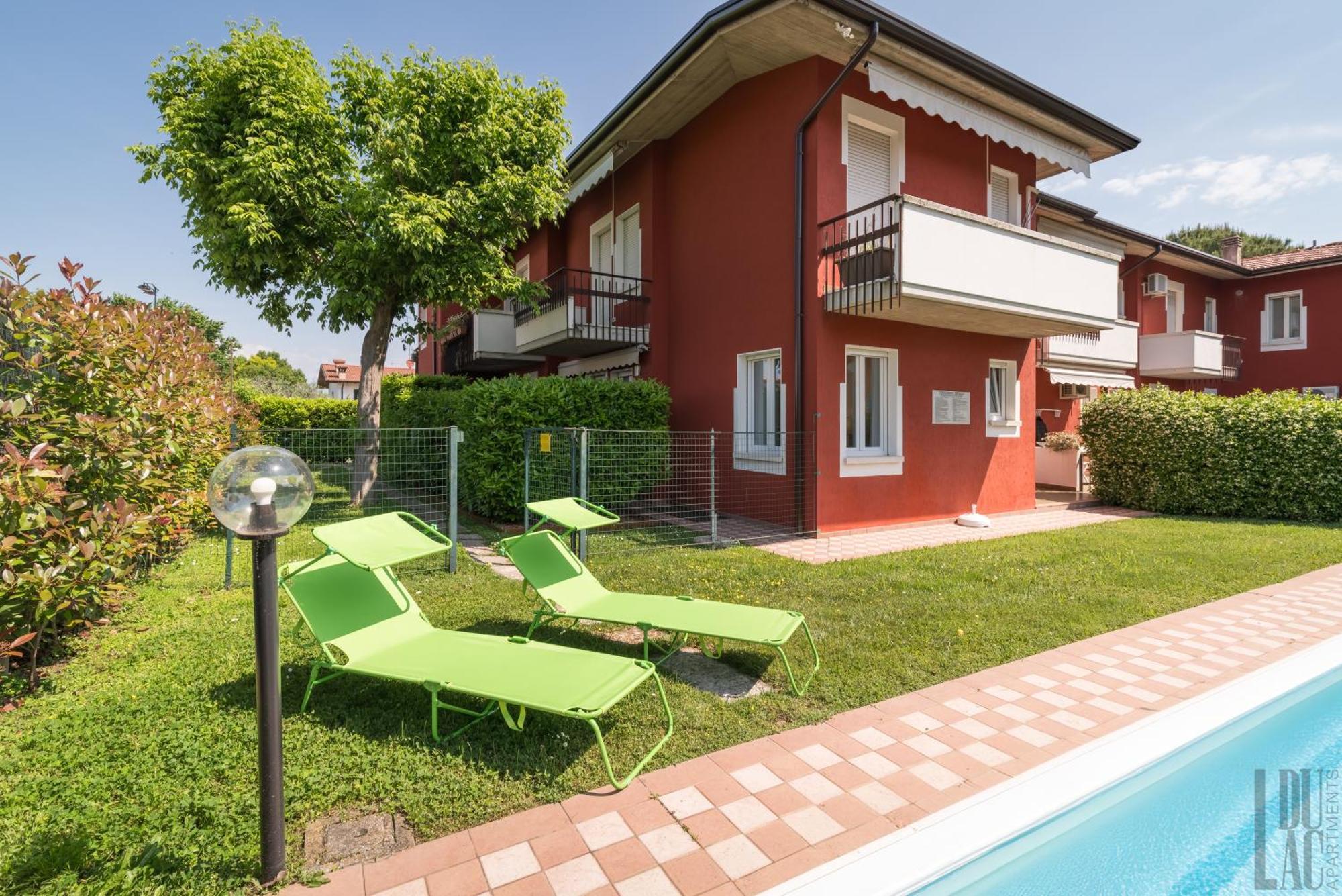 Belle Maison - Du Lac Apartments Sirmione Bagian luar foto